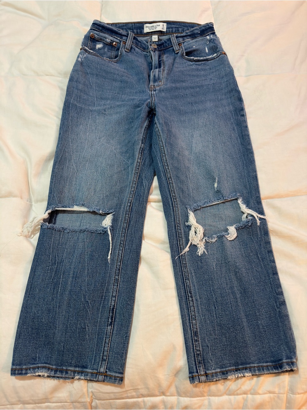 EUC Abercrombie “ankle straight ultra high rise” curve love size 26 extra short